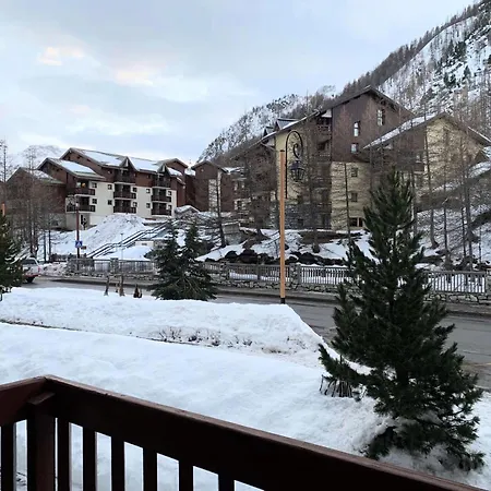 Val D'illaz - Agreable 2 Pieces Pour 6 Personnes Situe A Val D'isere, Proche Du Centre De La Station Mae-5101